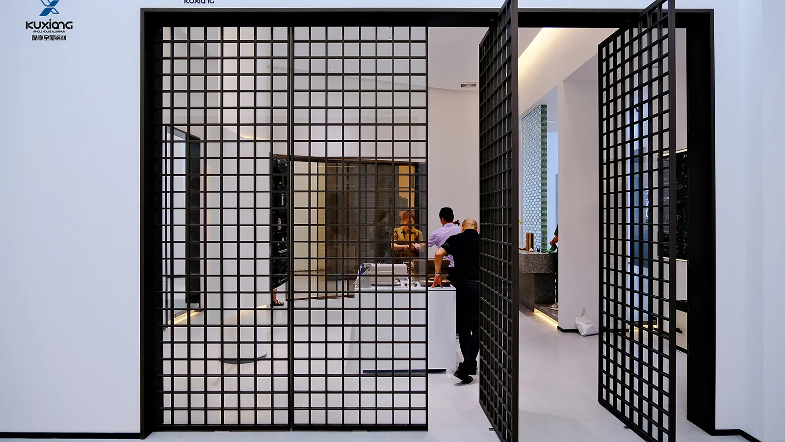 நிறுவனத்தின் ஷோரூம்6 நிறுவனத்தின் ஷோரூம்6